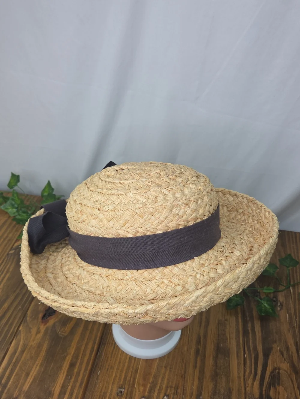 Helen Kaminski. Raffia Sun Hat with Black Band. Excellent Condition. OSFA
